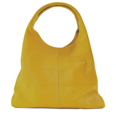 Sac hobo femme tendance en cuir grainé porté épaule et main jaune moutarde