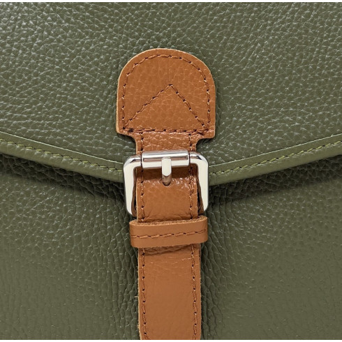 Sac cartable femme tendance en cuir grainé italien porté bandoulière vert kaki