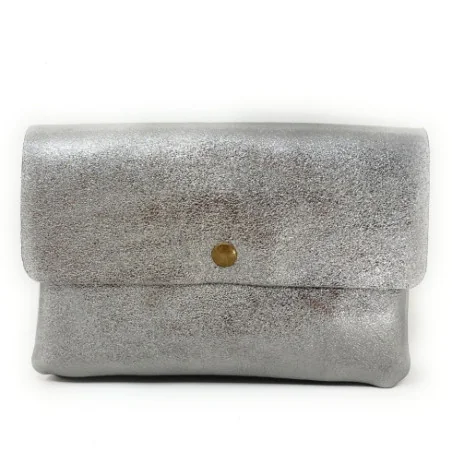Sac pochette tendance femme en cuir irisé porté main épaule de traverse bandoulière argent