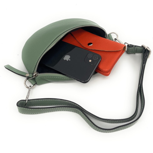 Sac banane mode femme en cuir italien pur cuir de vachette porté à la taille vert amande sac tendance