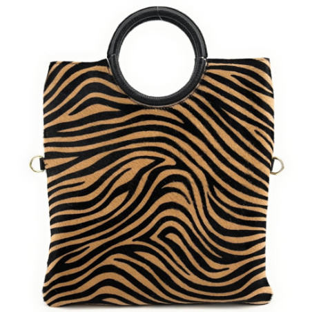 Sac bandoulière tendance femme en cuir grainé à motif porté de travers et bandoulière zèbre noir camel
