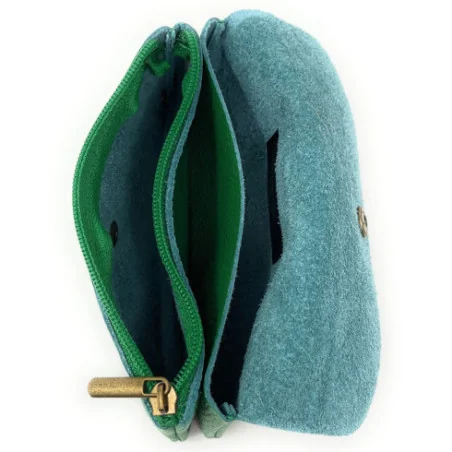 Porte-monnaie très tendance femme en cuir italien grainé porté main vert anglais pochette