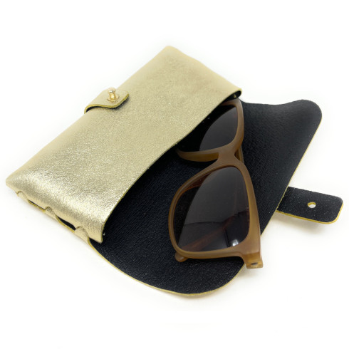 Trousse étui à lunettes très tendance en cuir de qualité porté main or