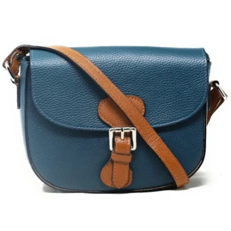 Sac trotteur bandoulière femme tendance en cuir grainé porté épaule de travers et bandoulière bleu canard