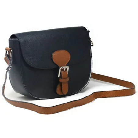 Sac trotteur bandoulière tendance femme en cuir grainé porté épaule bandoulière et de travers noir