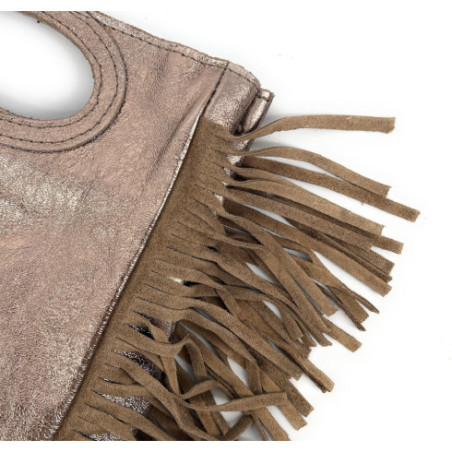 Sac tendance femme en cuir nubuck irisé porté bandoulière et main champagne sac messager