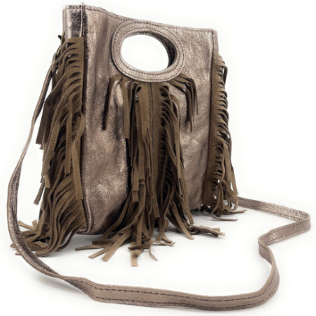 Sac besace messenger femme tendance en cuir irisé porté épaule avec bandoulière amovible champagne