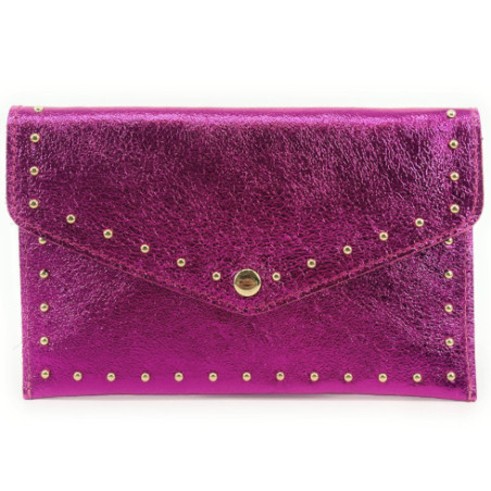 Pochette porte-monnaie femme tendance en cuir irisé porté main fuchsia irisé