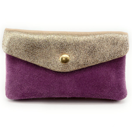 Porte-cartes pochette femme très tendance en cuir suédé et cuir irisé porté main prune champagne porte-monnaie