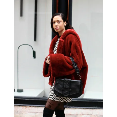 Grand sac a main femme baguette porté épaule en cuir vintage souple délavé avec bandoulière amovible et reglable noir
