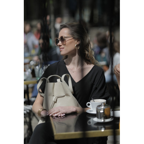 Sac très tendance en cuir italien pur cuir de vachette porté épaule taupe clair sac bourse