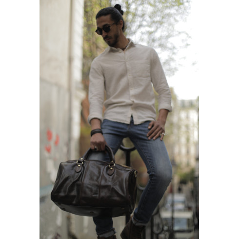 Sac de voyage mixte tendance en cuir lisse italien porté bandoulière marron foncé sacoche