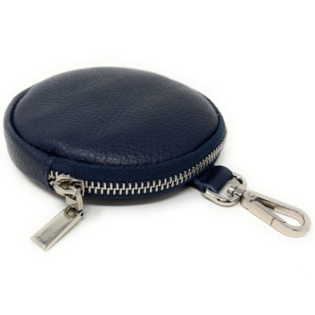 Porte clés avec mousqueton femme tendance en cuir grainé porté main bleu marine porte-monnaie