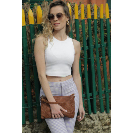 Sac bandoulière femme en cuir tressé italien de vachette marron cognac avec dragonne
