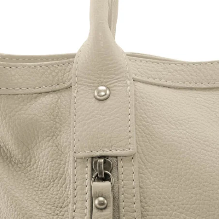 Sac tendance femme en cuir grainé porté épaule avec bandoulière amovible et réglable beige