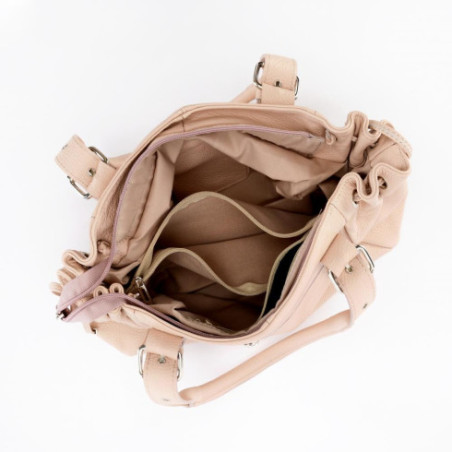 Sac à main femme tendance en cuir grainé porté épaule rose sac baguette