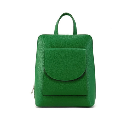 Sac très tendance femme en cuir italien grainé porté dos vert anglais