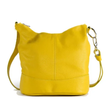 Sac seau femme tendance en cuir grainé porté épaule de travers et bandoulière jaune sac bandoulière