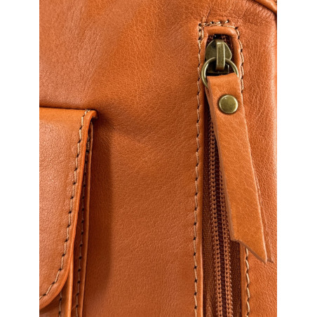 sac en cuir italien pur vachette lisse femme avec bandoulière marron cognac