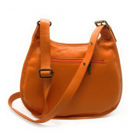 Sac femme tendance en cuir lisse italien porté épaule de travers et bandoulière orange sac besace