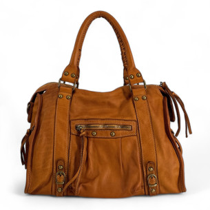 Sac marron camel tendance femme en cuir souple vintage avec bandoulière amovible