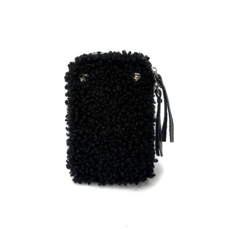 étui smartphone en tissu peluche noir avec bandoulière amovible