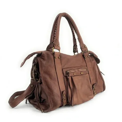 sac marron moyen en cuir pleine fleur souple délavé porté main avec bandoulière