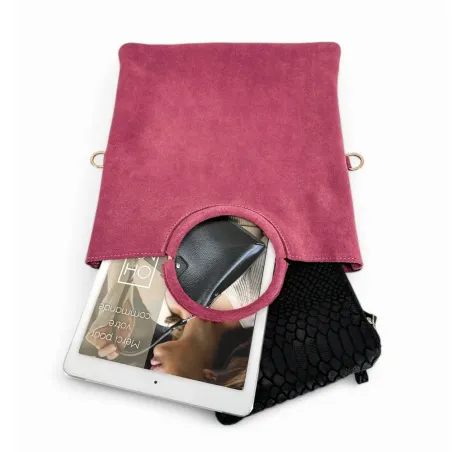 Sac à main tendance femme en cuir nubuck italien porté main épaule et de travers rose intense