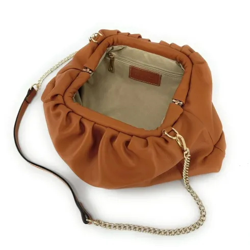 sac bandoulière tendance femme marron camel en cuir box calf