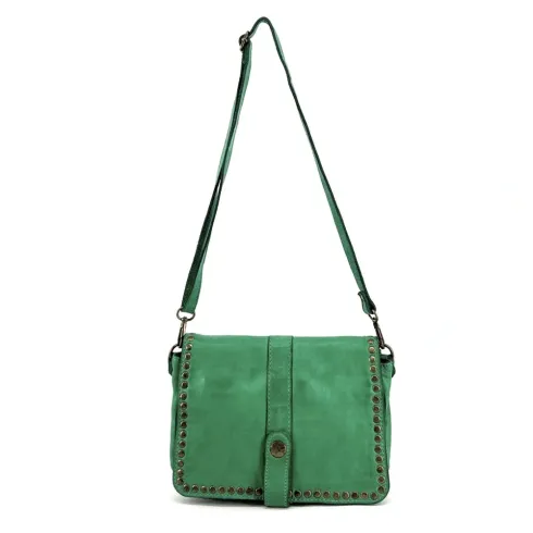 sac pochette tendance femme vert en cuir délavé souple avec bandoulière amovible