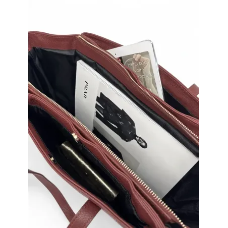 sac à main type cabas rouge bordeaux en cuir grainé femme tendance