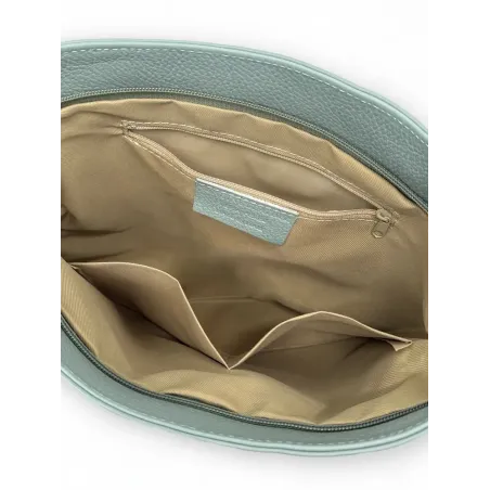 sac femme en cuir grainé vert pastel pur vachette italien porté bandoulière