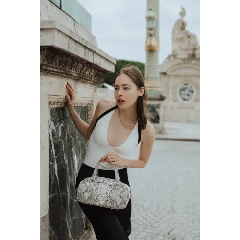 sac à main en cuir fabriqué en Italie avec bandoulière amovible python crème