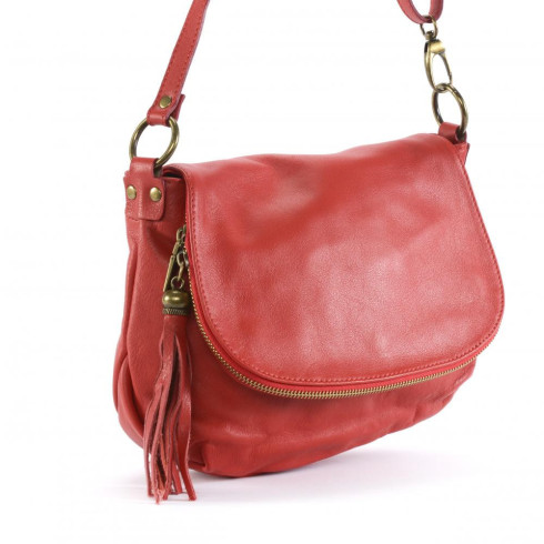 Sac femme très tendance en cuir porté épaule avec bandoulière réglable rouge clair