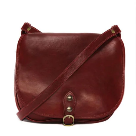 Sac femme tendance en cuir italien lisse porté épaule avec bandoulière réglable rouge