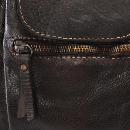 Sac femme en cuir souple vintage pur vachette de qualité marron foncé porté main et épaule à bandoulière amovible