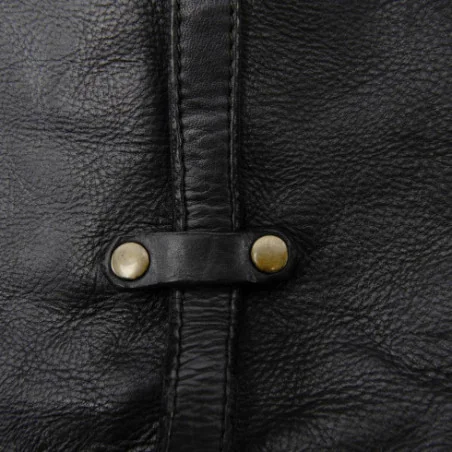 Sac à main vintage couleur noir en cuir pleine fleur souple délavé