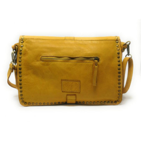 Sac messager mode femme porté bandoulière artisanal en cuir vintage délavé bandoulère amovible et ajustable moutarde italien