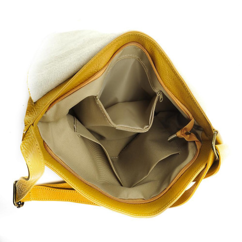 Sac bandoulière tendance femme en cuir grainé porté épaule et bandoulière jaune